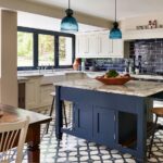 Maximising Space and Style: Kitchen Splashbacks for Small Kitchens